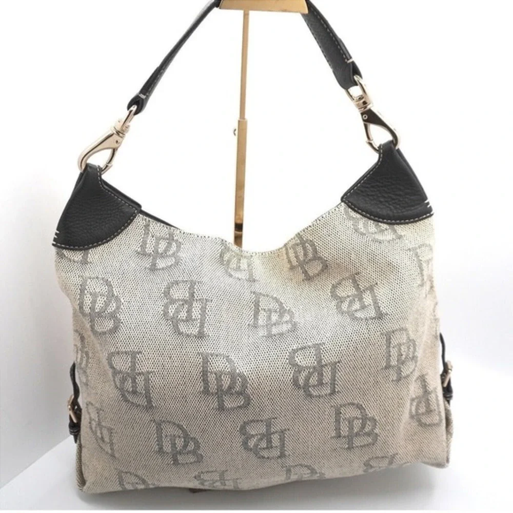 Dooney & Bourke dooney bourke